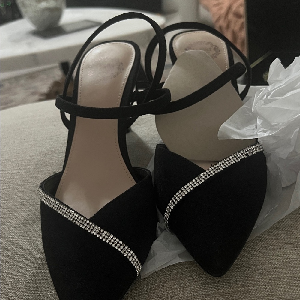 Elegant Black Strappy Heels with Rhinestone Detail